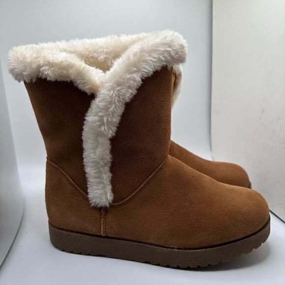 CUSHIONAIRE Women's pull on boot +Memory Foam - Picture 1 of 7